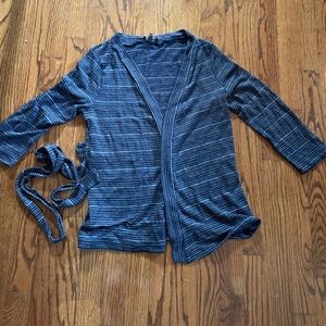 The limited light weight wrap sweater with belt med